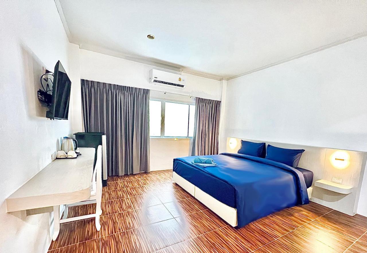88 House Patong Hotel Eksteriør billede