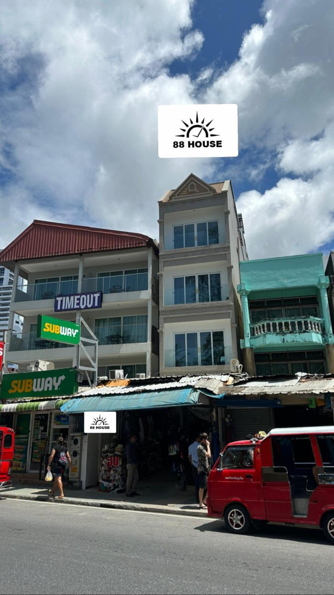 88 House Patong Hotel Eksteriør billede